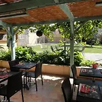 Ξενοδοχείο De France 2*